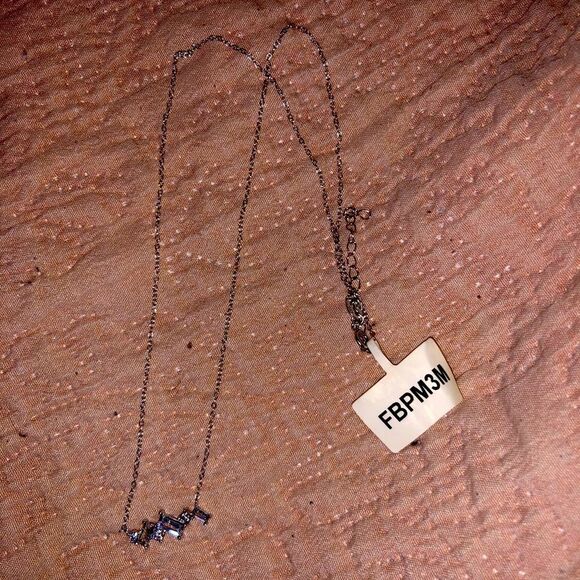 Charmed Aroma | Dainty Necklace - Picture 1 of 4